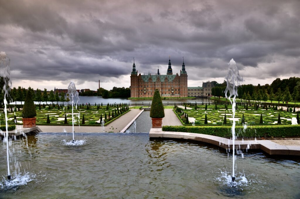 Ogrody zamkowe, zamek  Frederiksborg