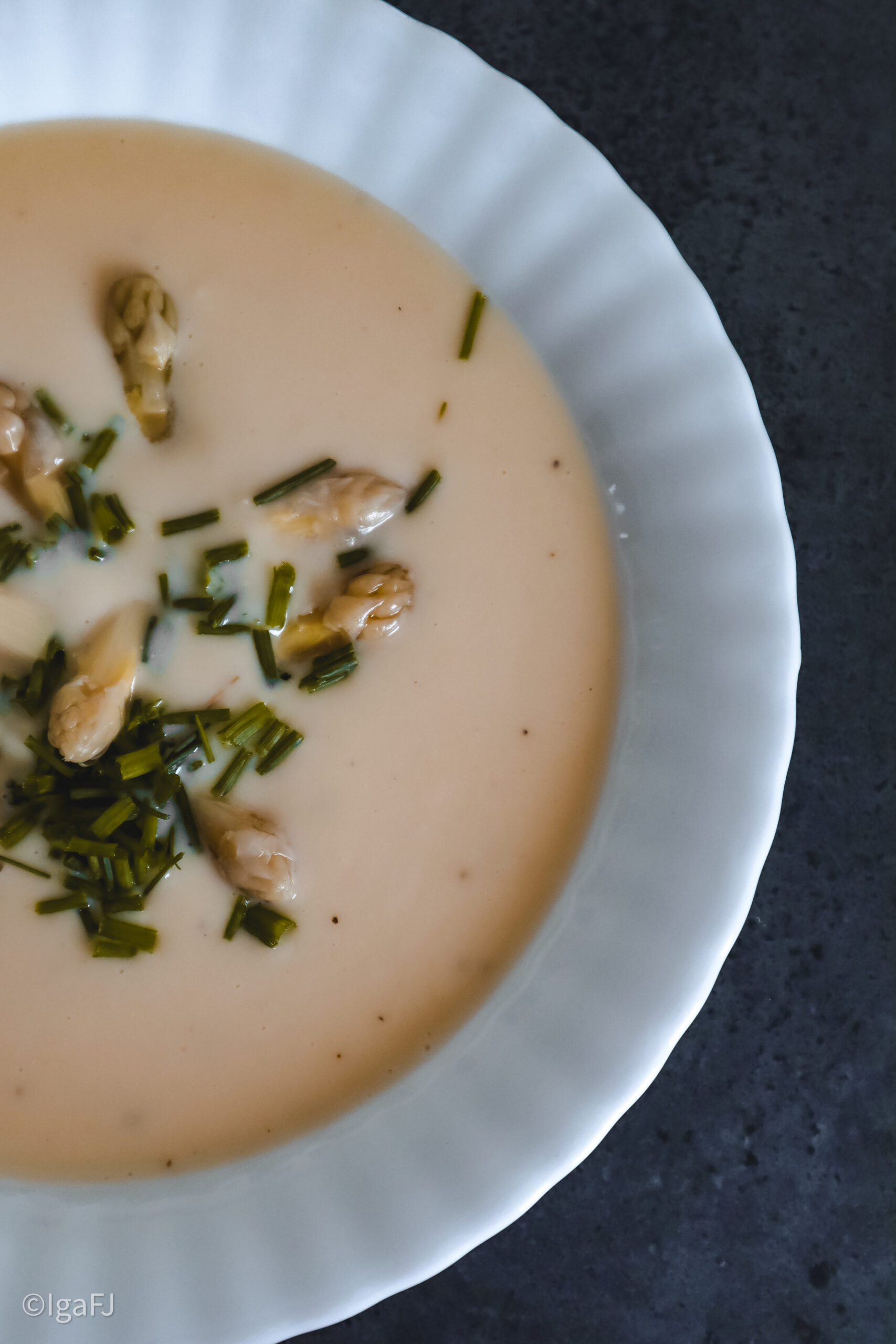 Aspargessuppe - zupa krem z białych szparagów